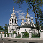 Входная группа Храм Святителя Николая Мирликийского в Пыжах. Москва, Большая Ордынка,  27а/8, корпус  1
