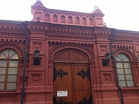 Входная группа Новый Манеж, выставочный зал. Москва, Георгиевский переулок,  3, корпус  3