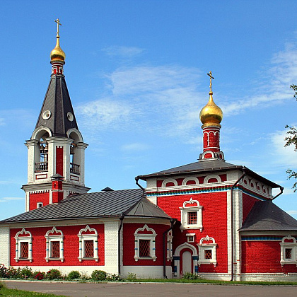   Храм Святителя Николая Мирликийского в Сабурово. 