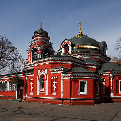 Входная группа Храм Иконы Божией Матери Знамение в Аксиньино. 