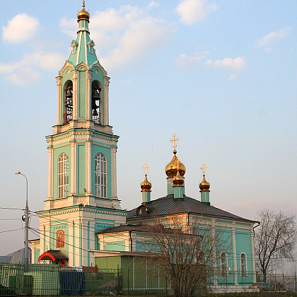   Храм Рождества Пресвятой Богородицы в Крылатском. 