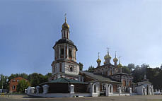 Входная группа Храм Рождества Христова в Измайлово. Москва, Измайловский проезд,  28
