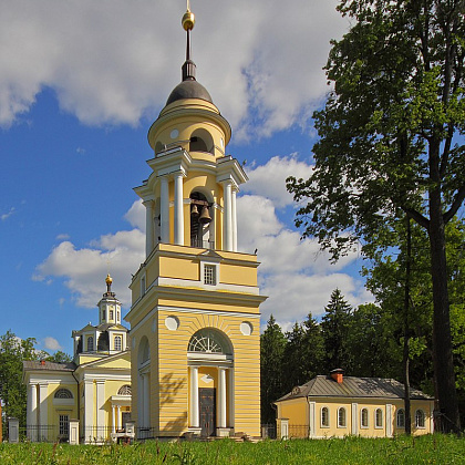 Входная группа Храм Николая Чудотворца в Николо-Прозорово. 