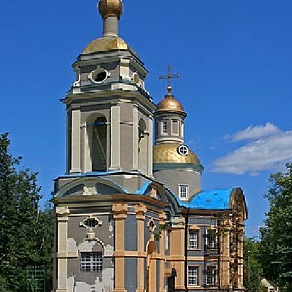 Входная группа Храм Святителя Николая в Троекурове. 