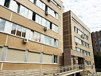 Входная группа Поликлиника 113, филиал № 3 ГП № 62. Москва, Куусинена,  6б