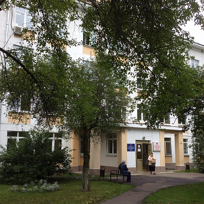 Входная группа Поликлиника 108, филиал № 3 ГП 45. 