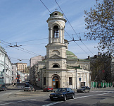 Входная группа Храм Рождества Пресвятой Богородицы на Кулишках. Москва, Солянка,  5/2, корпус  4
