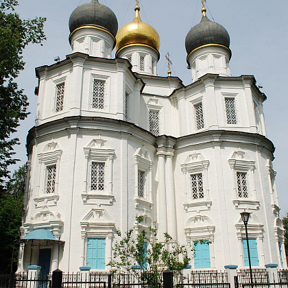 Входная группа Храм Казанской Иконы Божией Матери в Узком. 